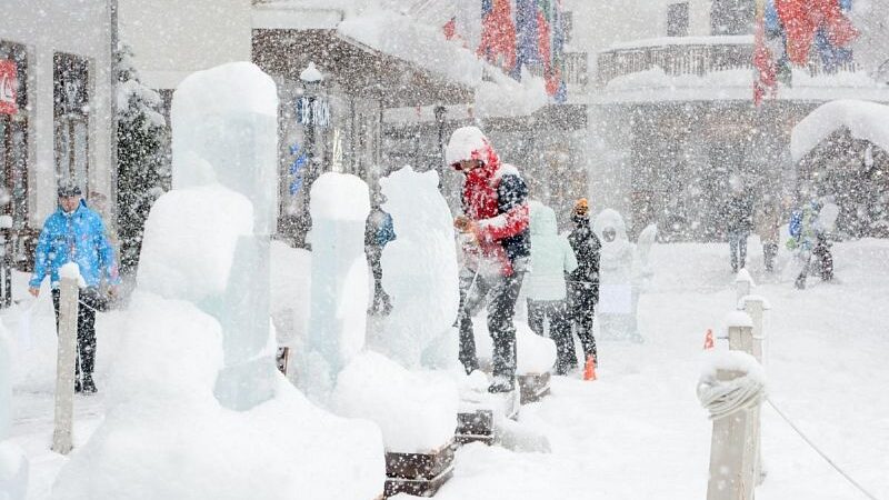 Выставка ледяных скульптур в горах Сочи